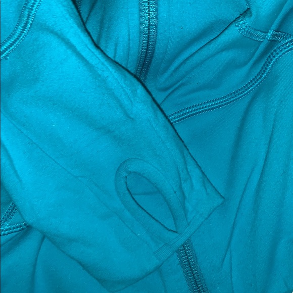 Lululemon In Stride Jacket - Picture 10 of 10